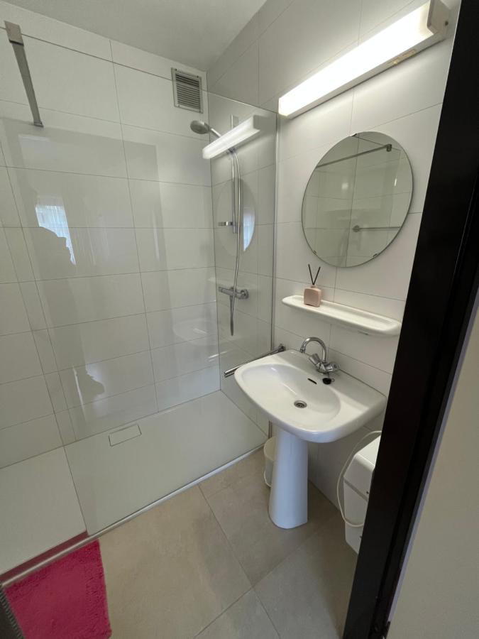 Apartment Frontaal Zeezicht In De Strandjutter *